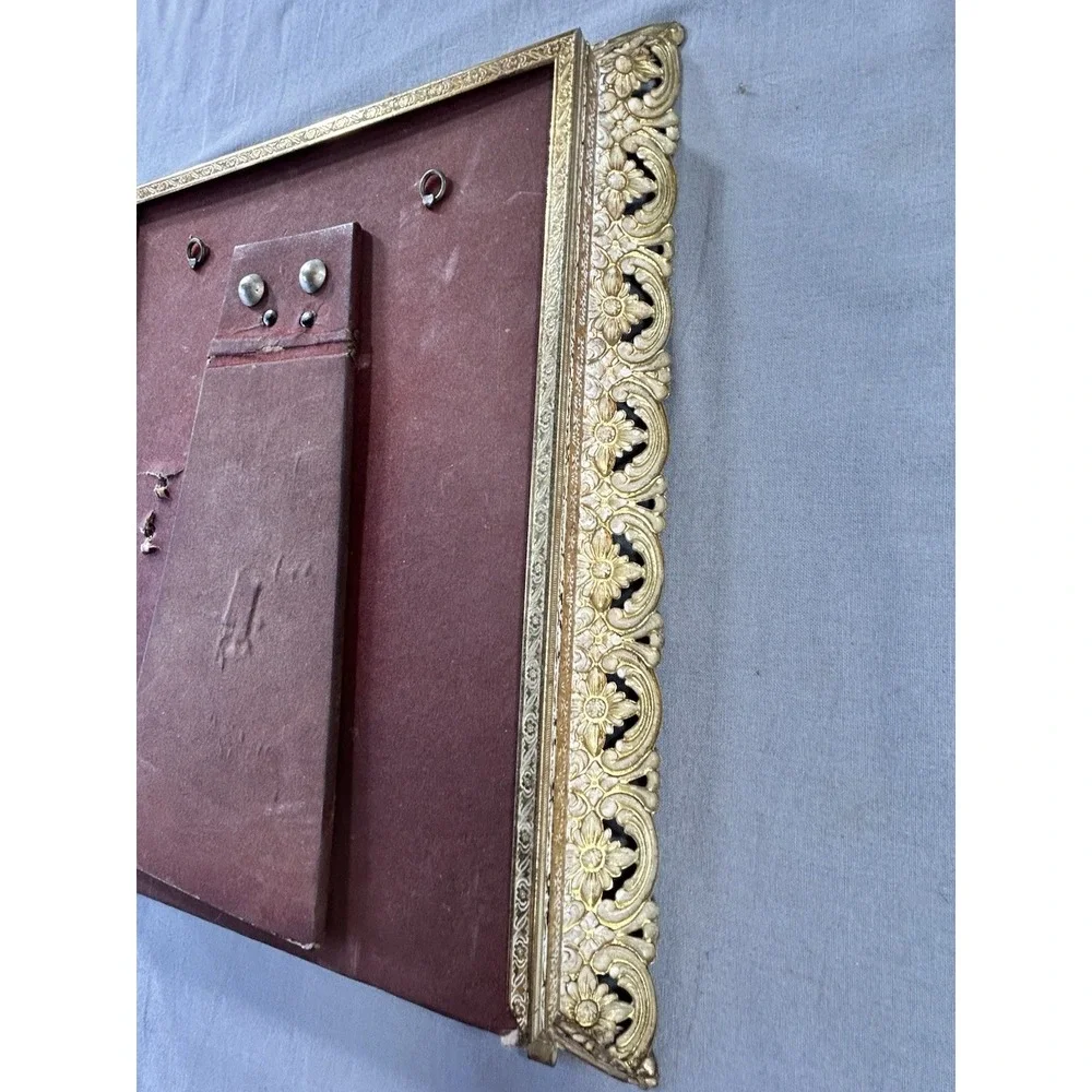 Vintage Gold Tone Frame Ornate Floral Filigree Sides Has Some Wear